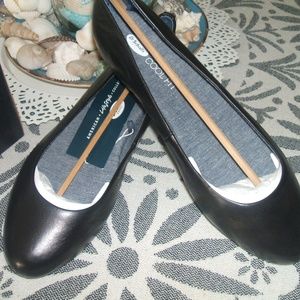 dr.scholls memory foam flats brand new